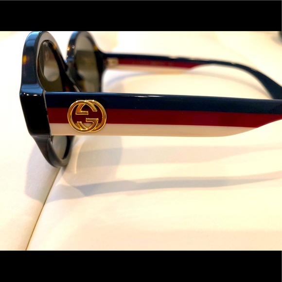 Gucci Round Shape 50 mm Dark Brown lens Sunglasses